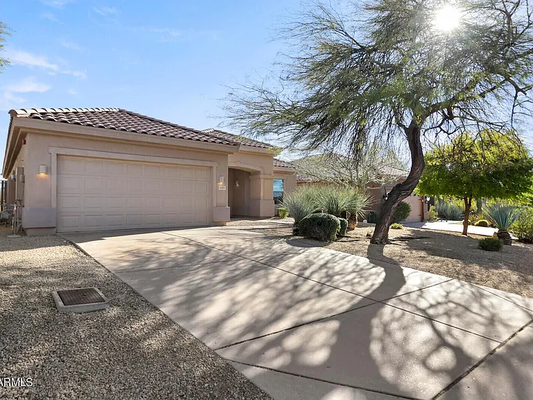 9303 E Whitewing Dr — Photo 2