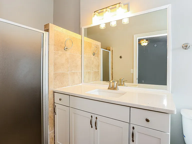 8241 Dover Cliff Ct — Photo 11