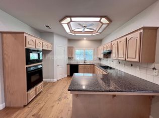 2552 E Kelso Ave, Fresno, CA 93720