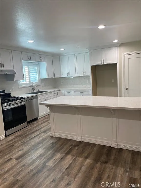 3 bed, 2.5 bath, 1300 sqft, $2,850 — Photo 3