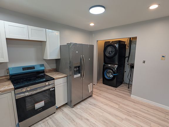 2nd image of 139 Scarborough Pl