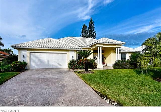 1st image of 28512 Sombrero Dr