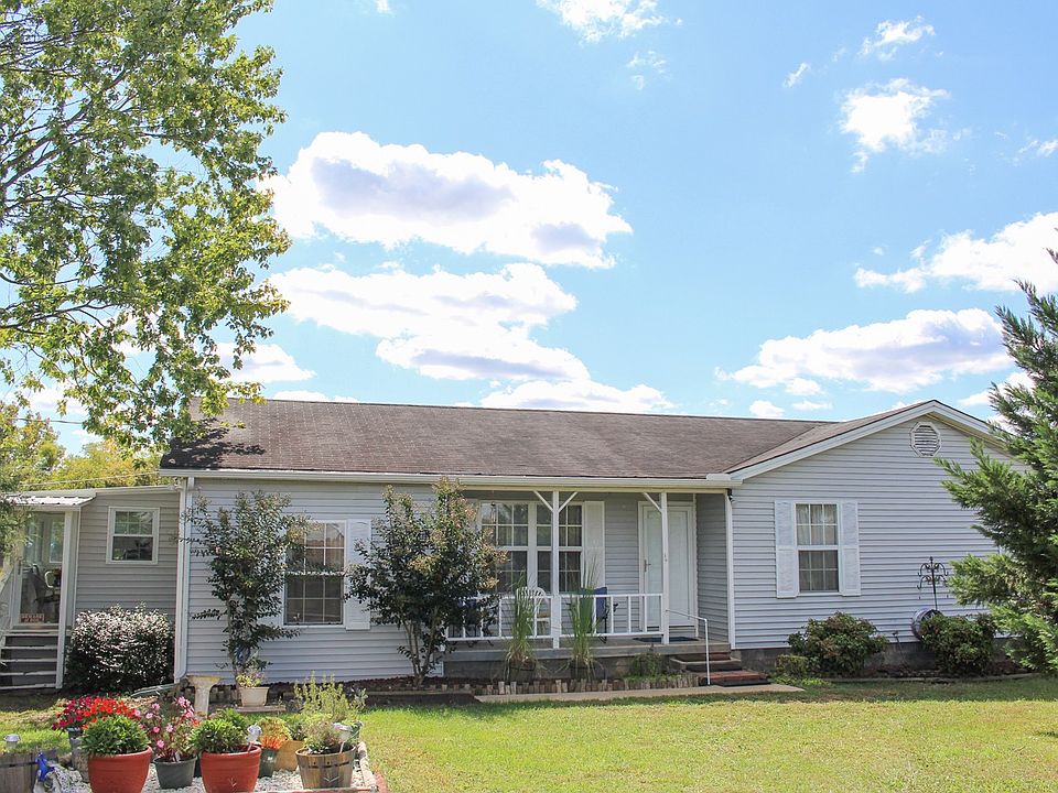 1st image of 233 Peacock Ln