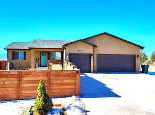933 S Los Charros Dr, Pueblo West, CO 81007
