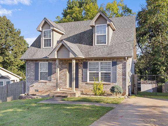 2nd image of 328 Donna Dr