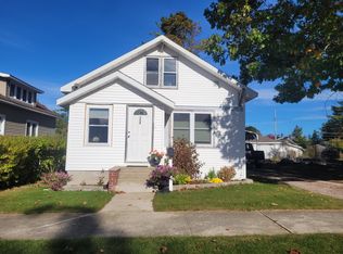 354 N 6th St, Rogers City, MI 49779