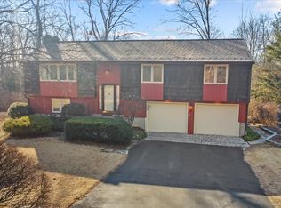 17 Ravine Rd, Windsor, CT 06095