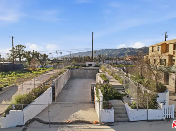 533 Swarthmore Ave, Pacific Palisades, CA 90272