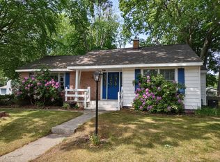 901 Saint Catherine St, Ludington, MI 49431