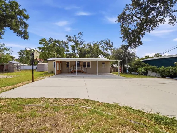 11821 Grovewood Ave, Thonotosassa, FL 33592