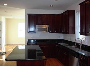 15 Dimick St, Somerville, MA 02143