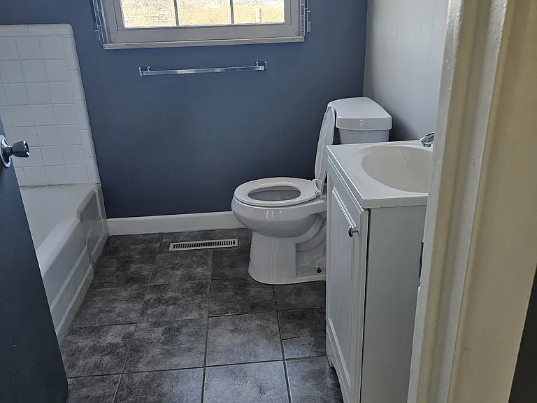1709 Cliffview Ave #A — Photo 4