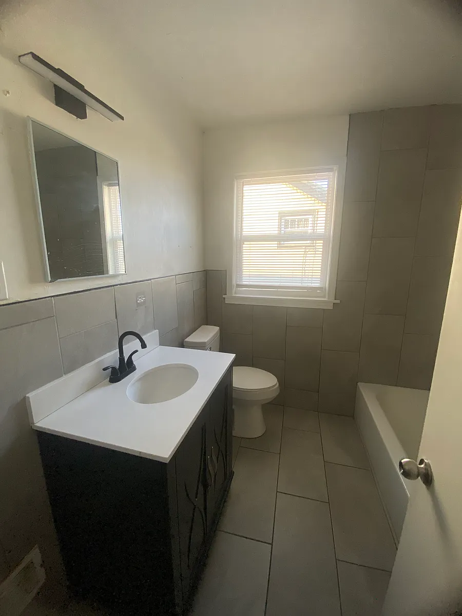 Building Photo - 4013 Taylor Blvd #3