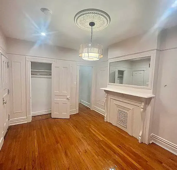 517 Bainbridge St #2 — Photo 6