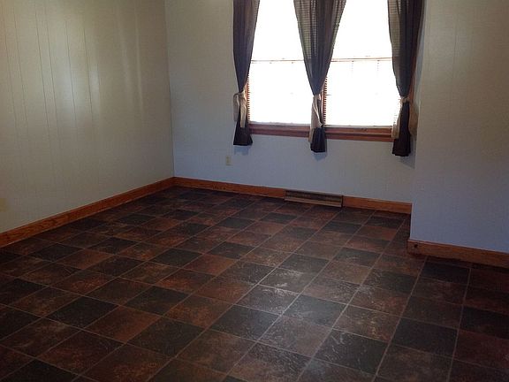 5th image of 50 West Dr