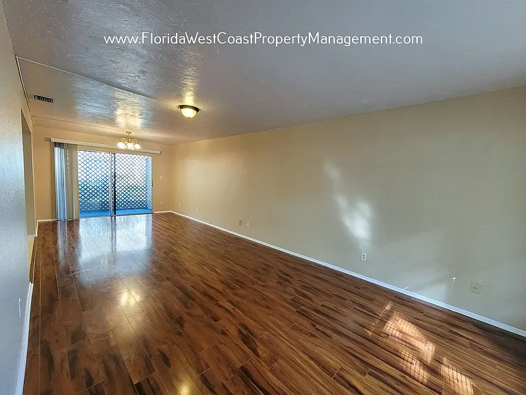 221 Amherst Ave #106 — Photo 6