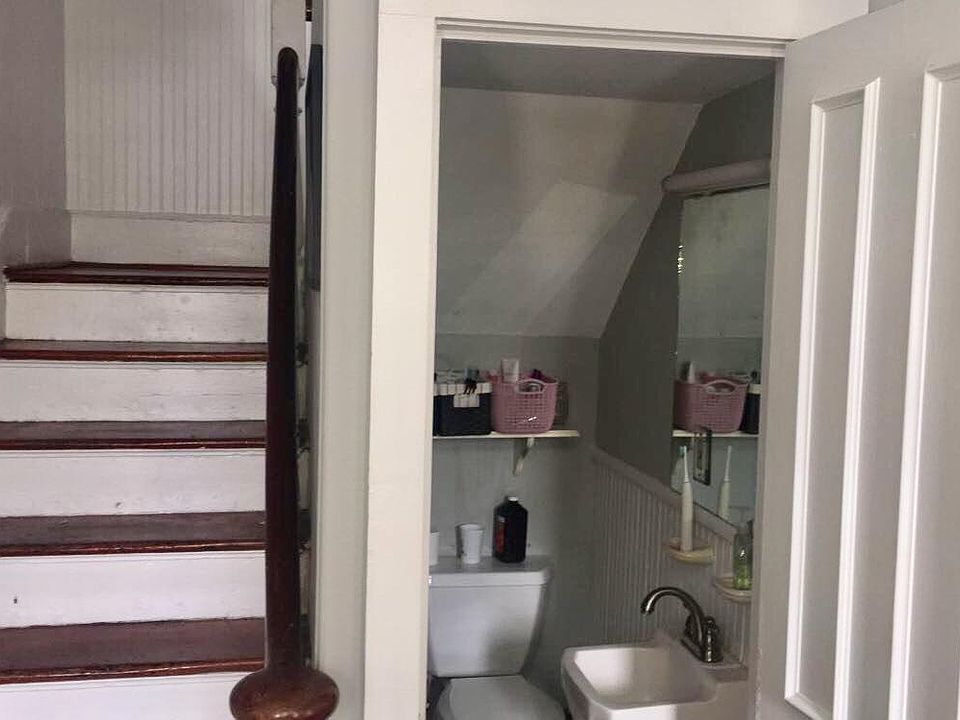 1/2 bathroom downstairs