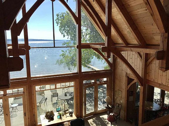3rd image of 13472 Lakeview Ct