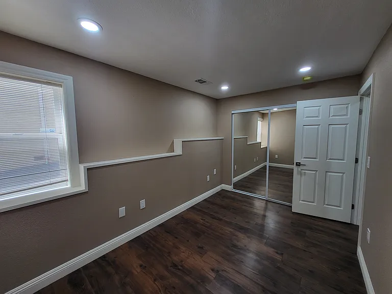 218 Spring St #1 — Photo 8