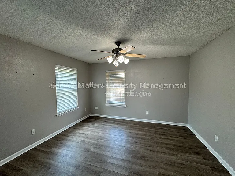5079 Cocoa Dr — Photo 10
