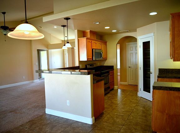 2nd image of 4179 Pembroke Ln