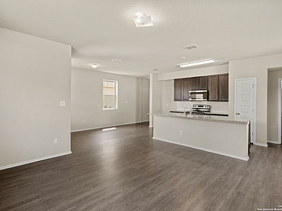 4th image of 4015 Somers Crest