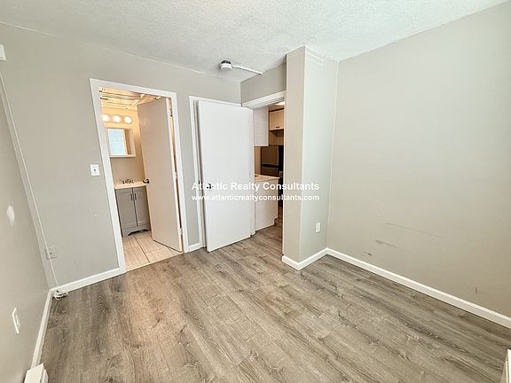 5th image of 125 Trapelo Rd APT 1A