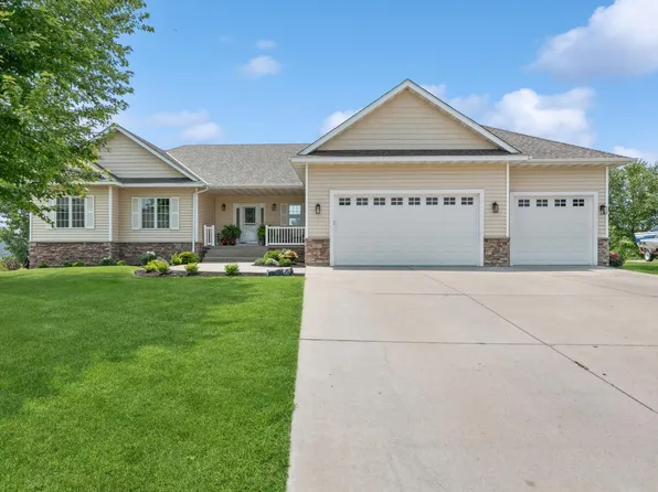 1811 Eastland Cir NE, Buffalo, MN 55313