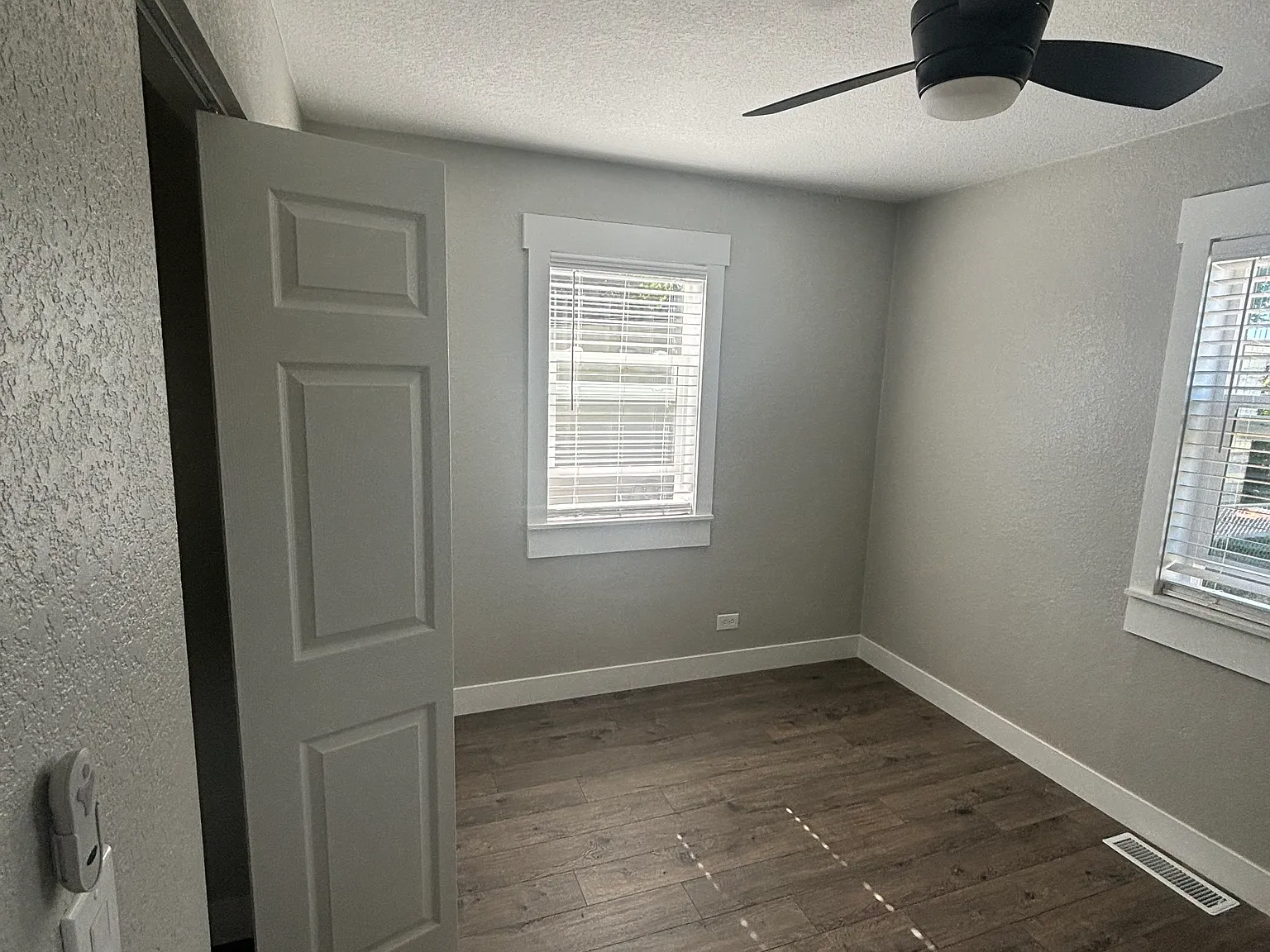 2 bed, 672 sqft, $2,225 — Photo 3