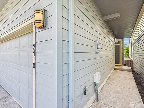 3rd image of 2410 NE 130th Avenue