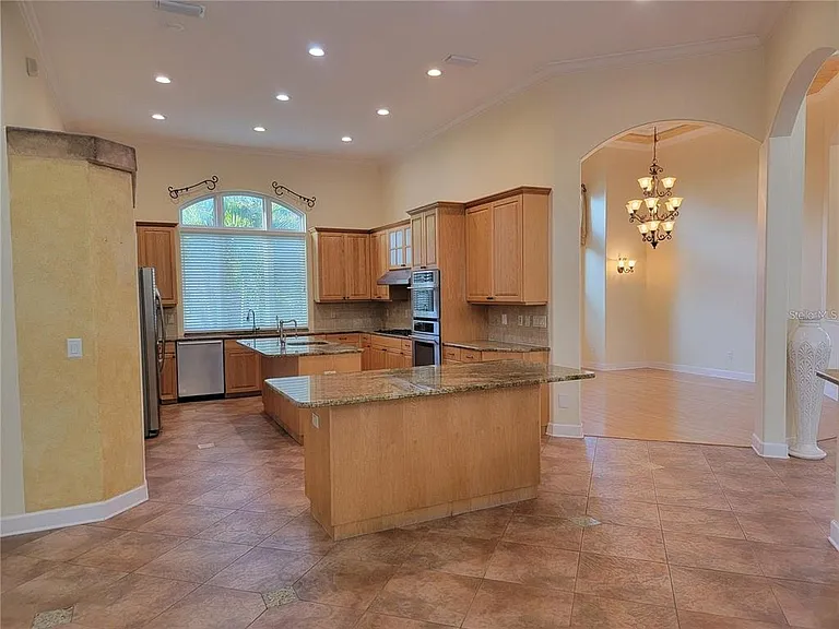 10209 Thurston Groves Blvd — Photo 19