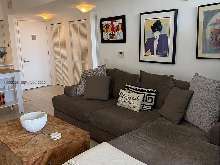 4250 NE Biscayne Blvd #1115 — Photo 6