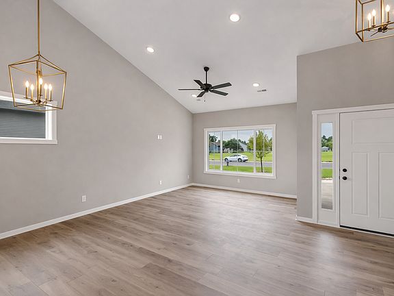 5th image of 1150 178th St
