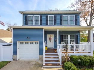 15 Harbor Way, North Middletown, NJ 07748