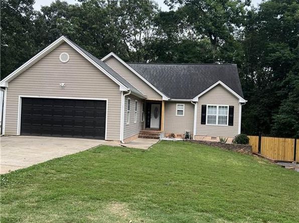 141 Poplar Way