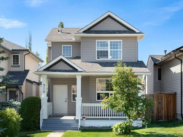 310 E Coventry Rd NE, Calgary, AB T3K 5K5