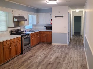 35 Clara St, Cowarts, AL 36321