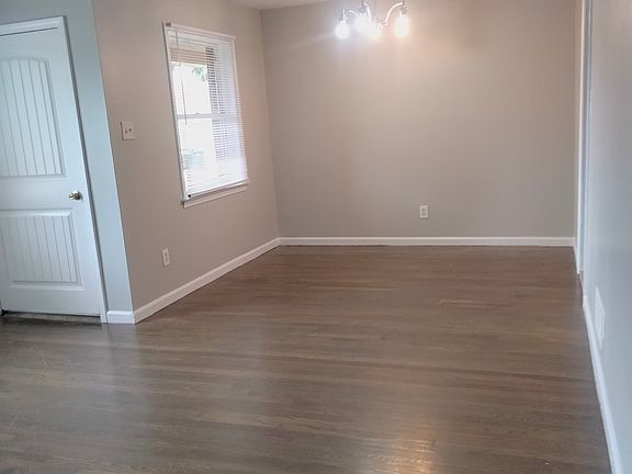 2nd image of 3069 Christine Rd