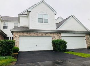 356 Bay Dr, Itasca, IL 60143