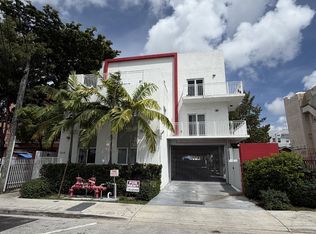 1519 NW 1st St #303, Miami, FL 33125