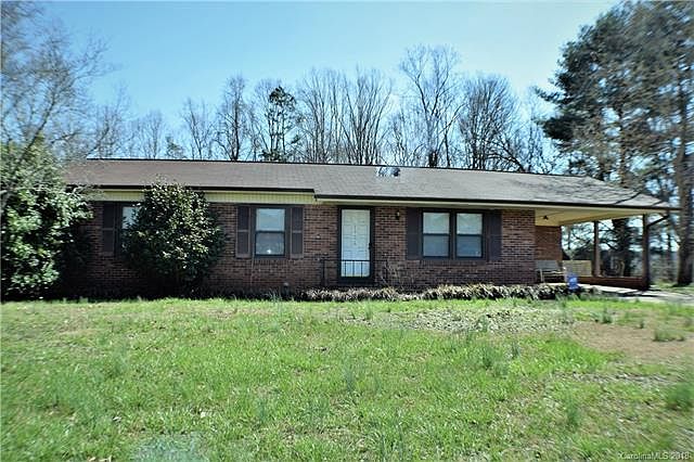 1st image of 2424 Belle Terre Dr