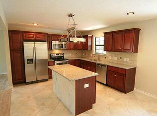 3624 Avenue Q, Santa Fe, TX 77510