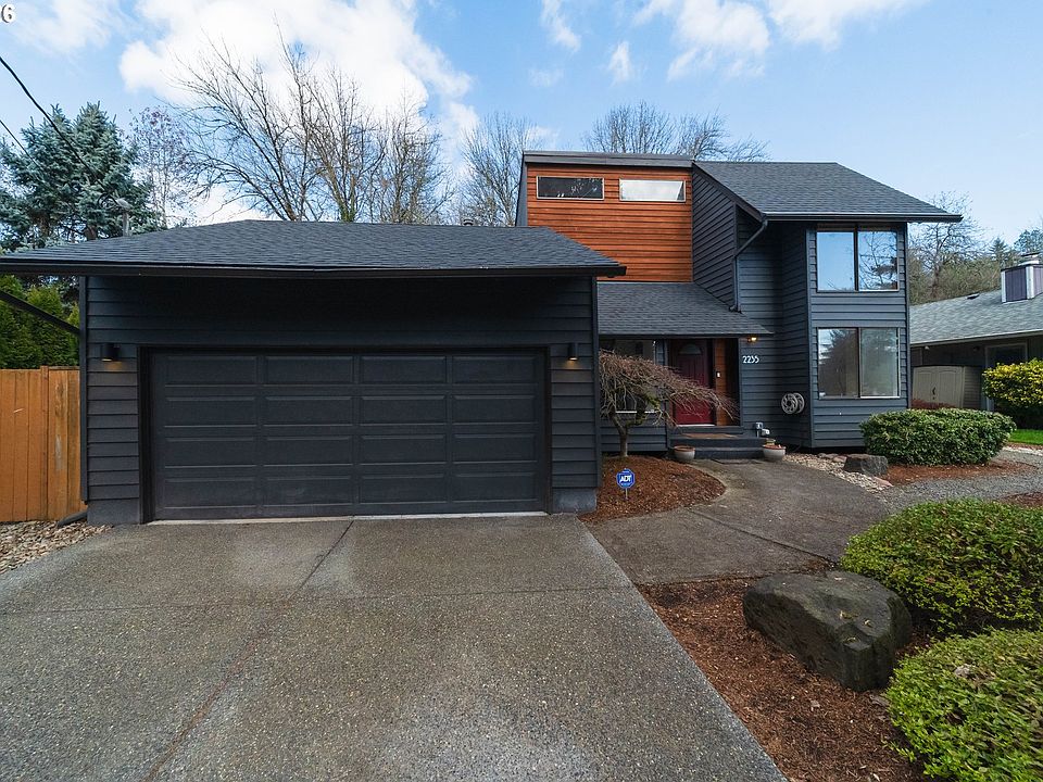 1st image of 2235 SW Marigold St