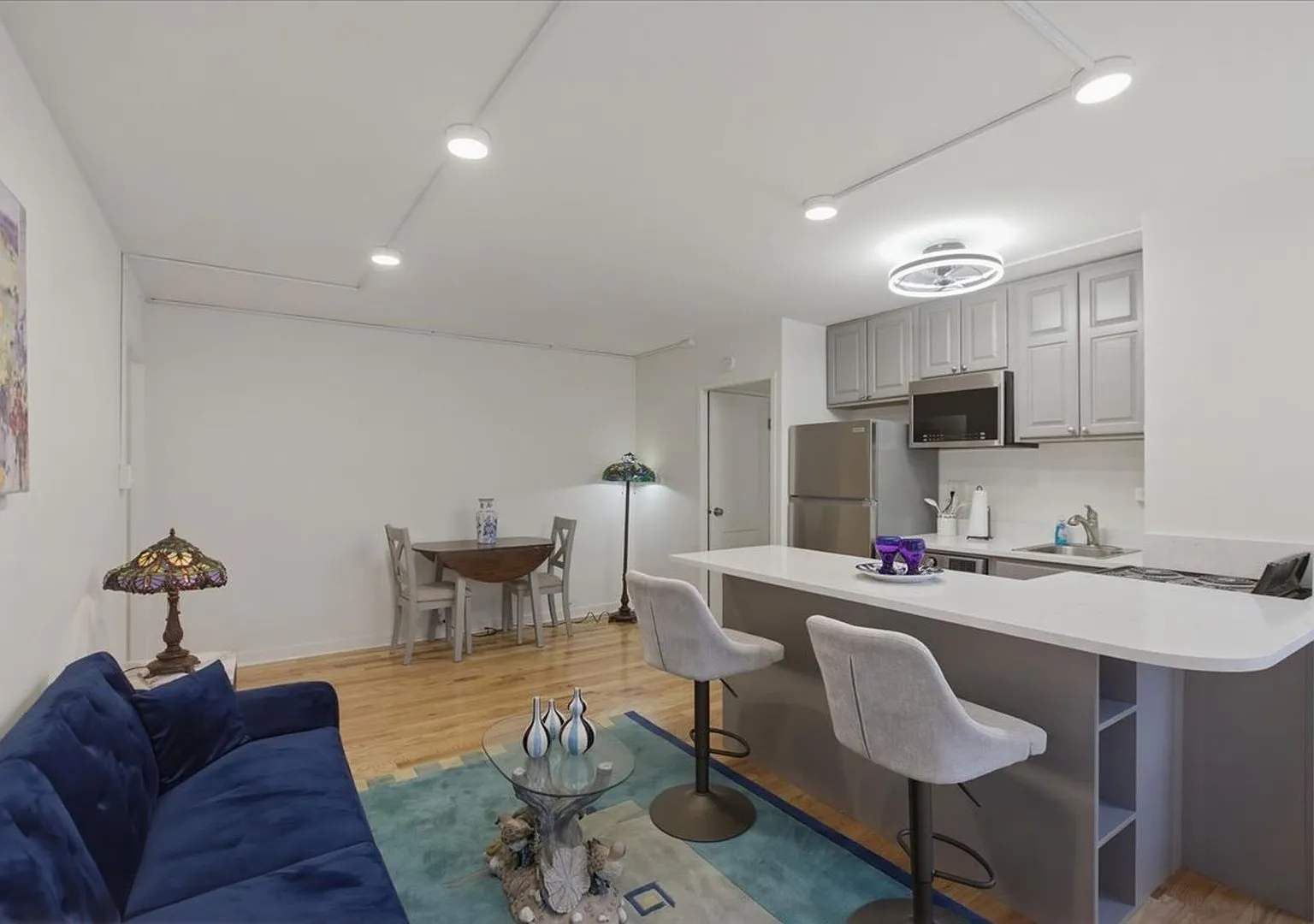 5631 N Sheridan Rd — Photo 4