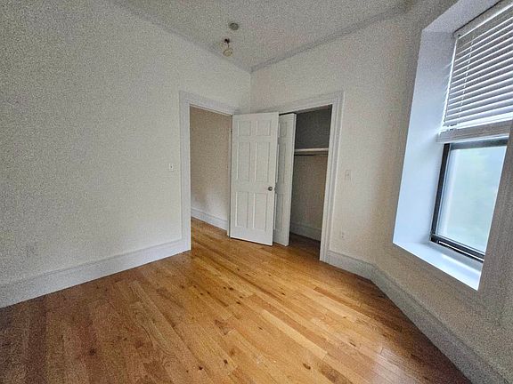 2nd image of 48 Stuyvesant St APT 5