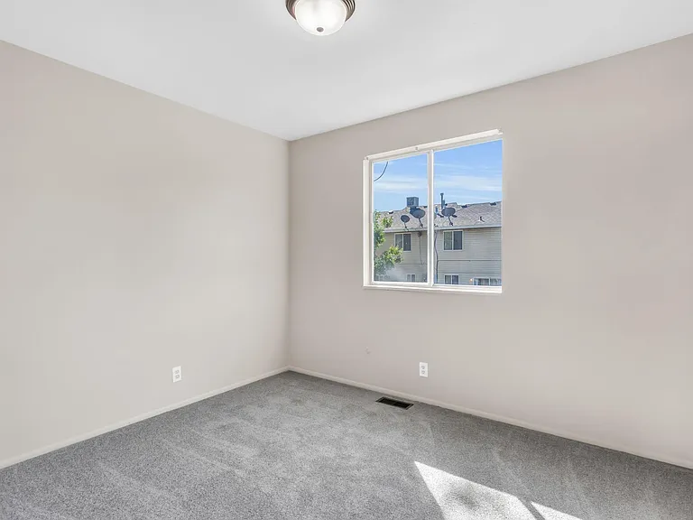 4241 W Bampton Ln S #25 — Photo 14