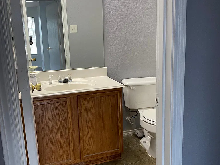 5622 Hunters Bend Ln — Photo 24