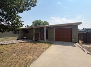 920 1/2 Crist Dr, Billings, MT 59105