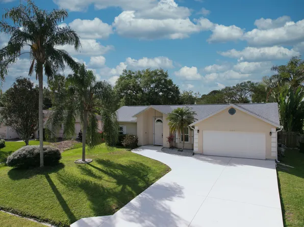 1686 SW Fortune Road, Port St Lucie, FL 34953