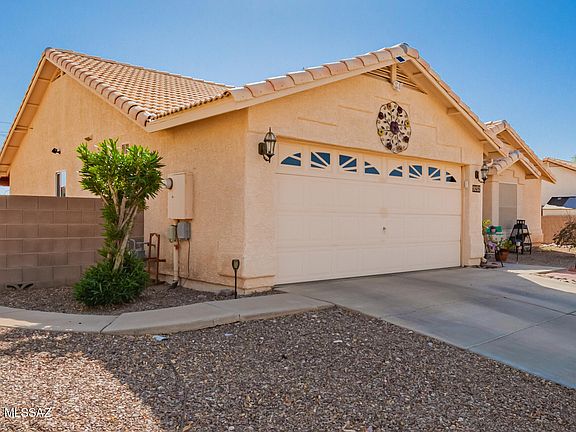 2nd image of 9252 E Wild Wash Dr